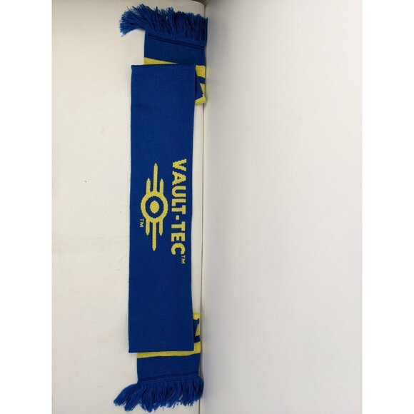 Fallout Culturefly Collector's Crate 2018 Scarf Planter Glass Socks & More - Picture 3 of 16